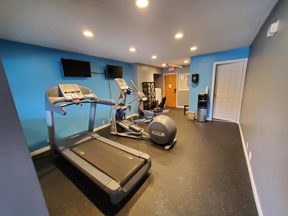 | Groton Inn and Suites