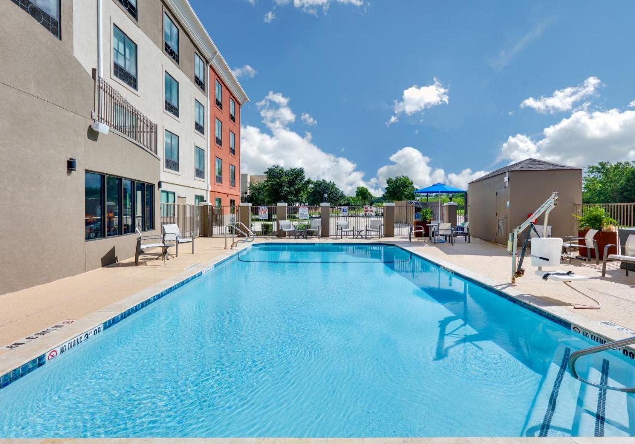 Room Selected at Check-In at Holiday Inn Express & Suites San Antonio NW near SeaWorld by IHG