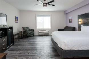 Room #18476673 at HOM Hotel Gainesville, SureStay Collection by Best Western