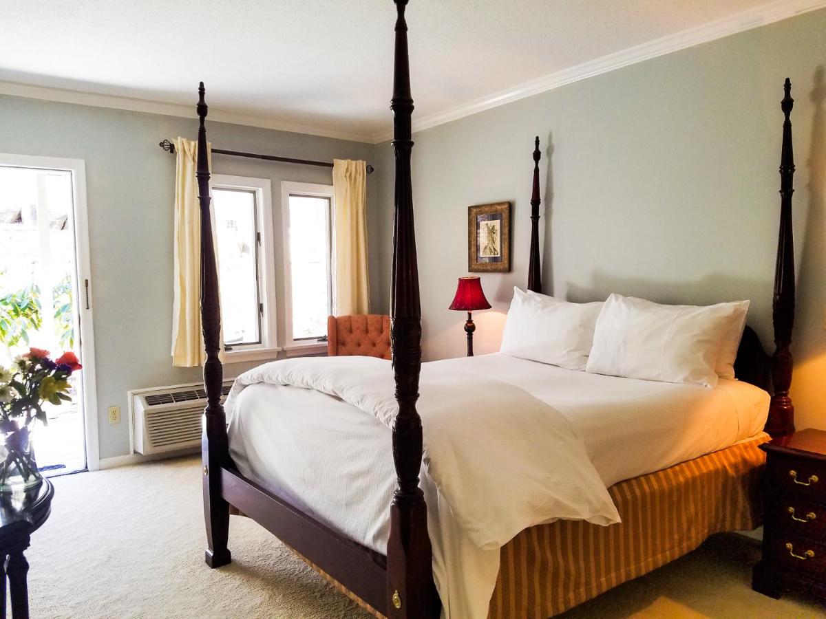 Standard Room at Copper Beech Inn