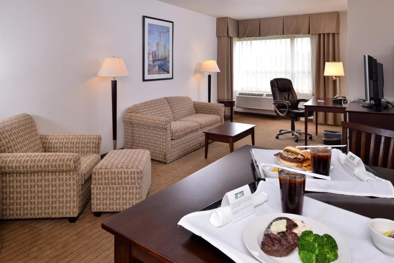 King Suite - Non-Smoking at Holiday Inn Madison at The American Center, an IHG Hotel
