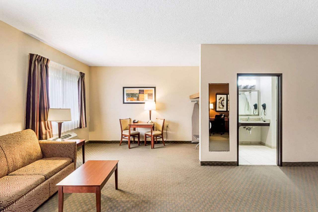 Suite with Two Queen Beds - Accessible/Non-Smoking at Quality Inn Sheboygan North I-43