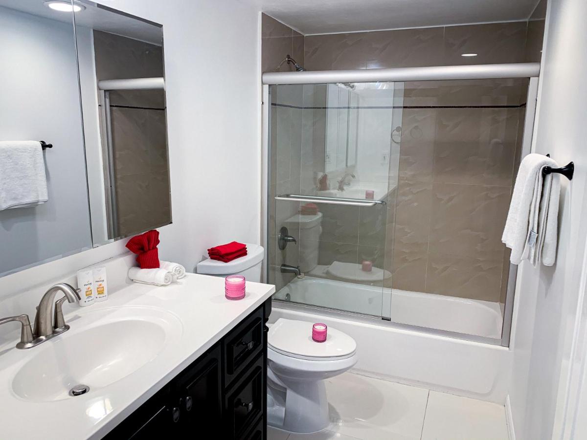 Collins Avenue Apartment