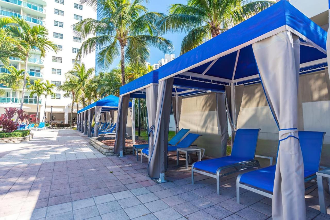 One-Bedroom Apartment at Collins Avenue Apartment