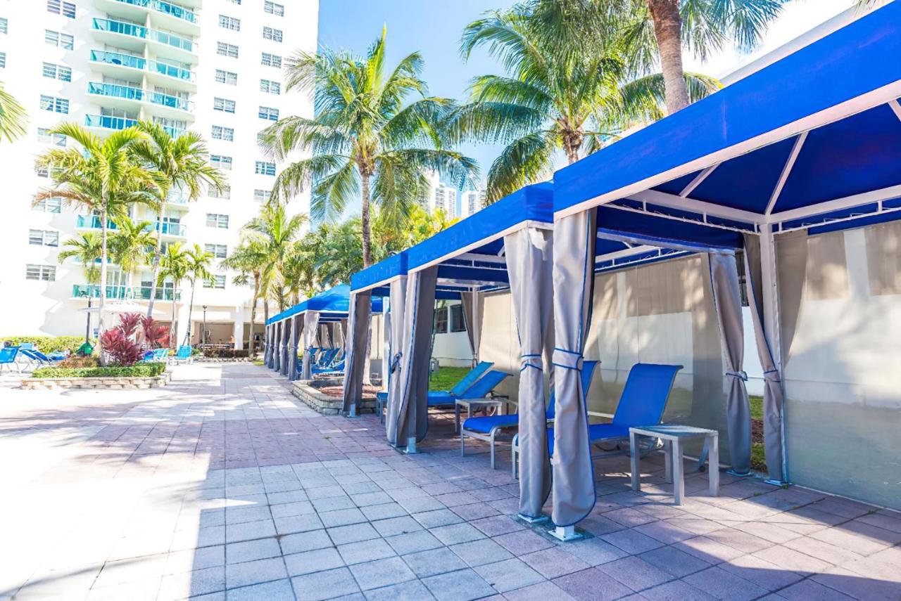 One-Bedroom Apartment at Collins Avenue Apartment