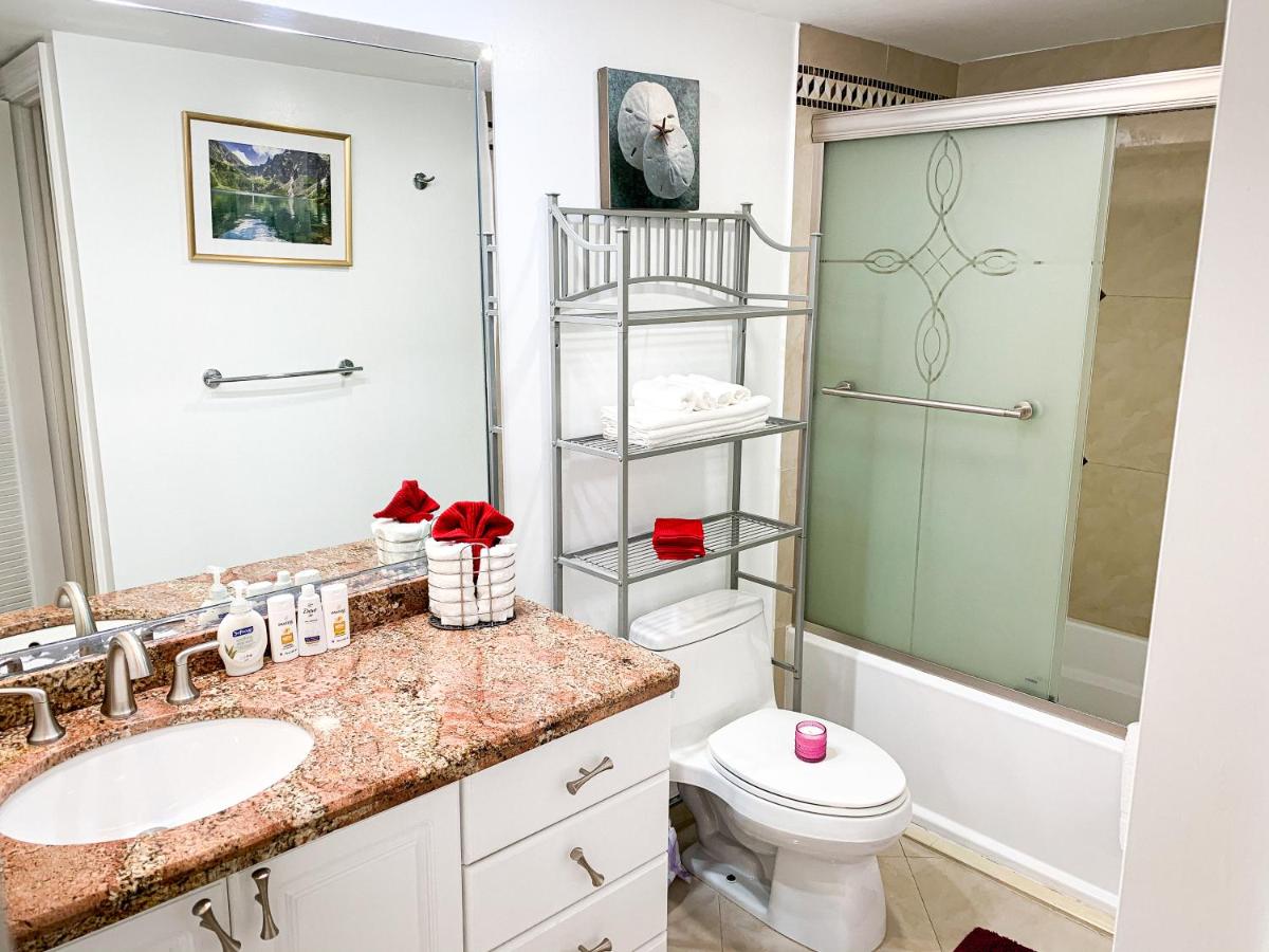 One-Bedroom Apartment at Collins Avenue Apartment