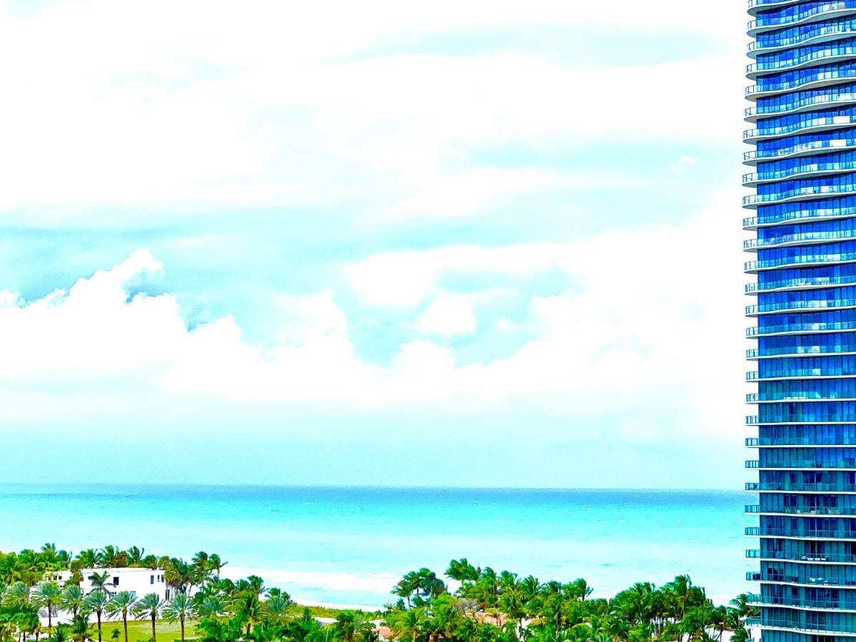 One-Bedroom Apartment at Collins Avenue Apartment
