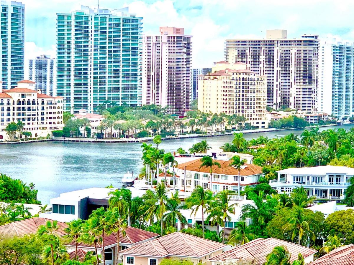 One-Bedroom Apartment at Collins Avenue Apartment