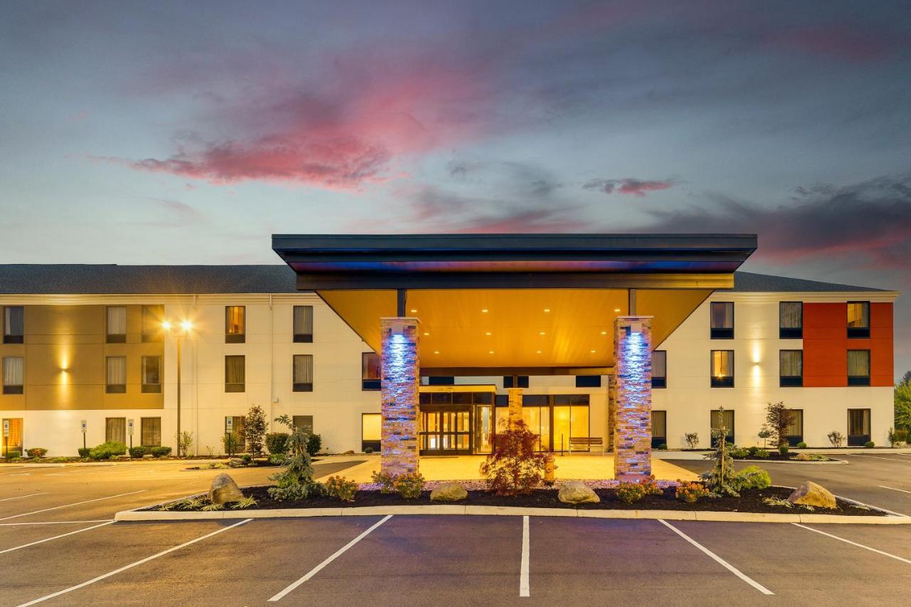  | Holiday Inn Express Hotel & Suites Troy