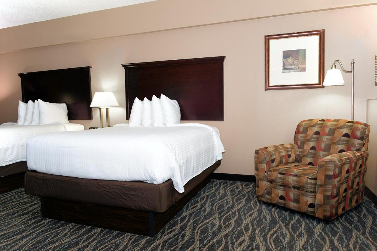 Family Two-Bedroom Suite at Cobblestone Inn & Suites - Denison Majestic Hills