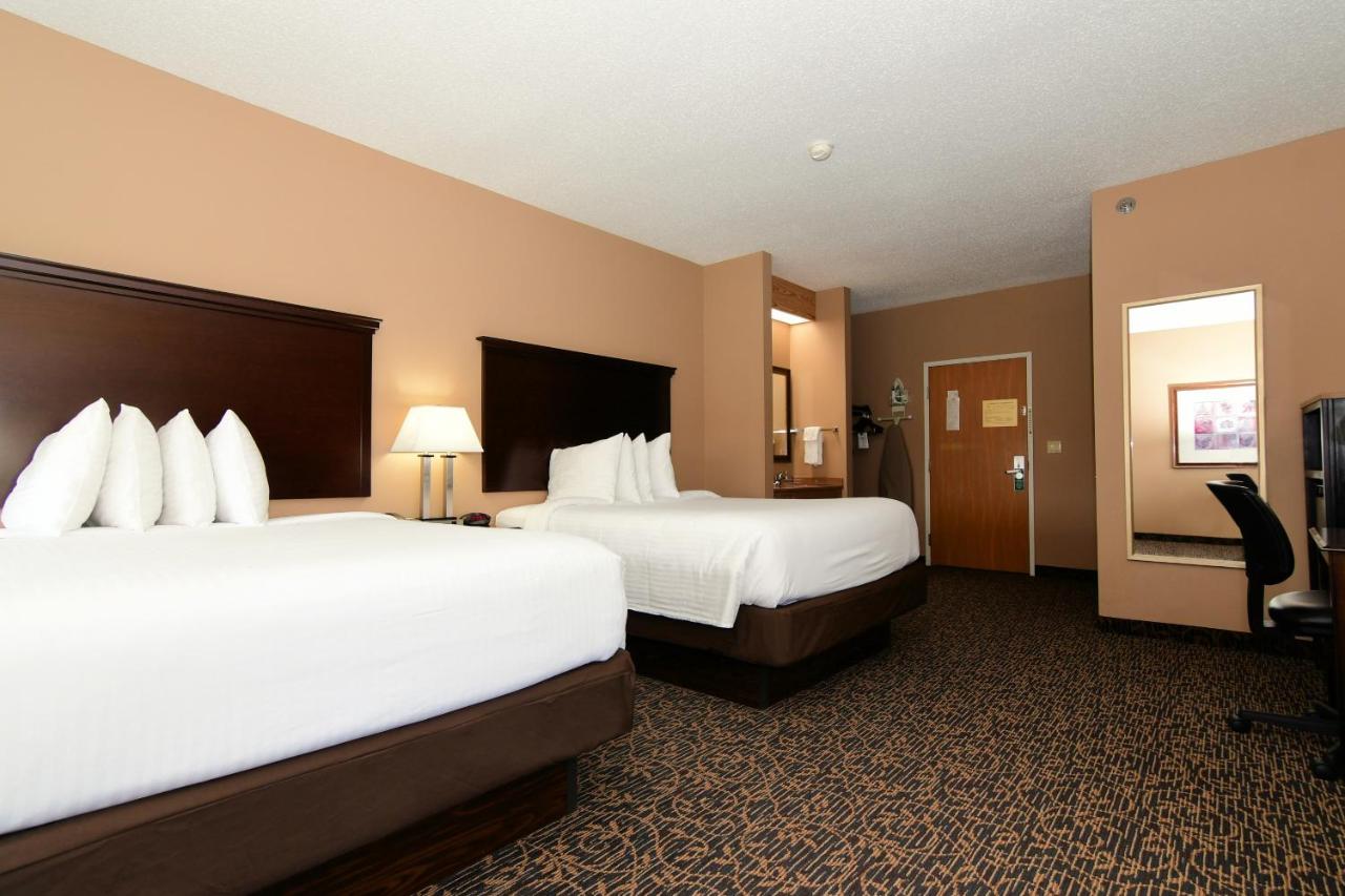 Two Queen Standard Suite at Cobblestone Inn & Suites - Denison Majestic Hills