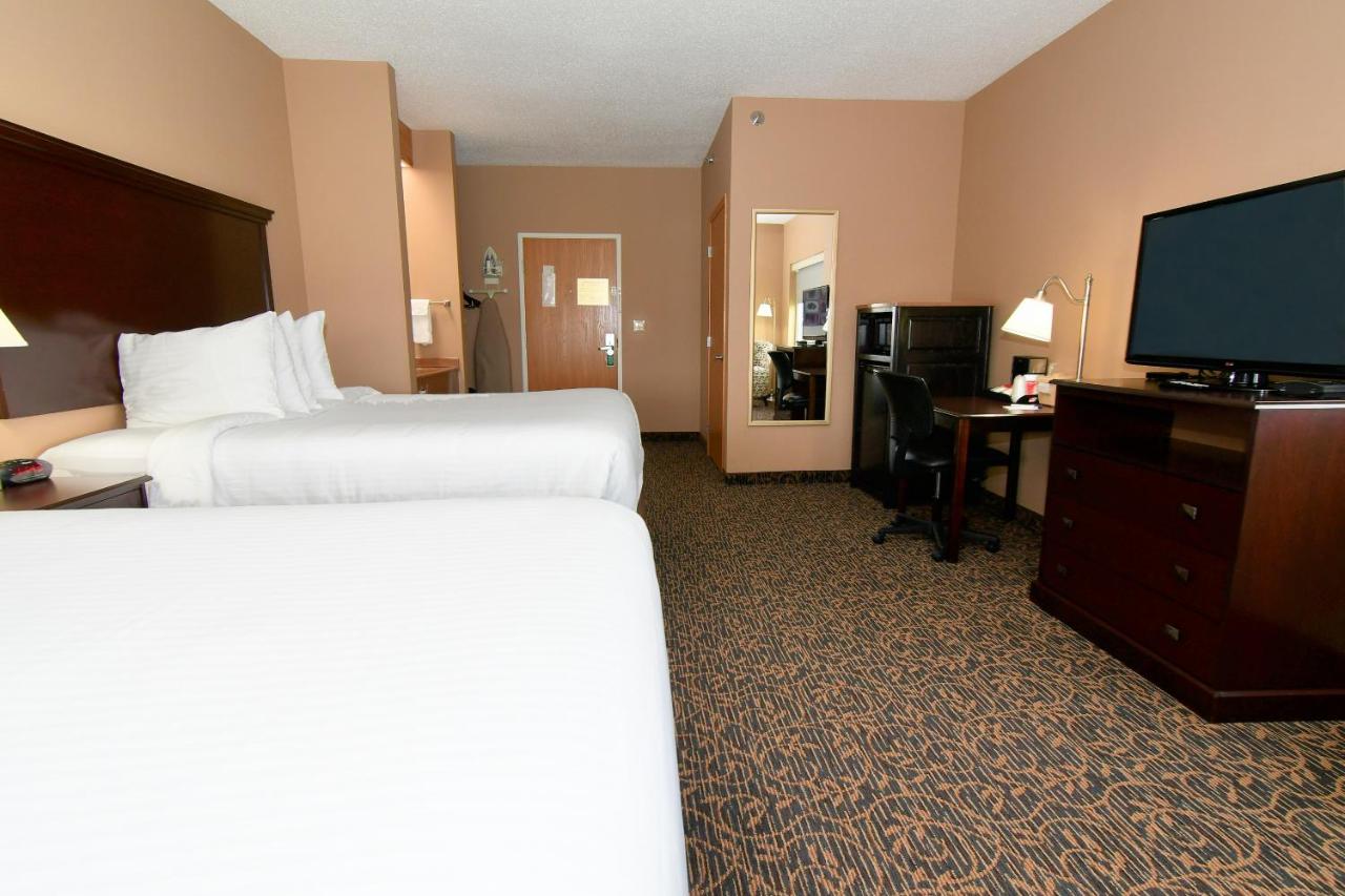 Two Queen Standard Suite at Cobblestone Inn & Suites - Denison Majestic Hills