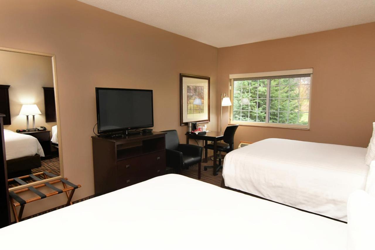 Queen Room with Two Queen Beds - Non-Smoking at Cobblestone Inn & Suites - Denison Majestic Hills