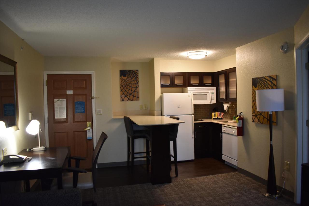 One-Bedroom King Suite at Staybridge Suites Cranbury by IHG