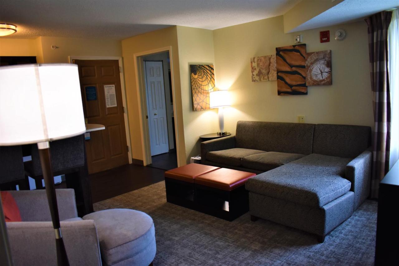 Two-Bedroom Family Suite at Staybridge Suites Cranbury by IHG