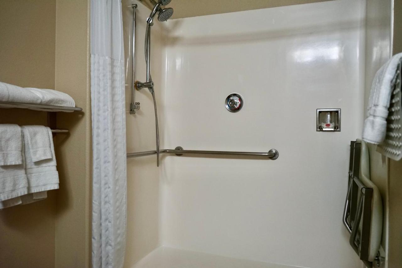 King Suite - Accessible/Non-Smoking at Comfort Suites Victorville-Hesperia
