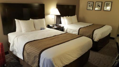 Room #49031741 at Baymont by Wyndham Belleville Airport Area