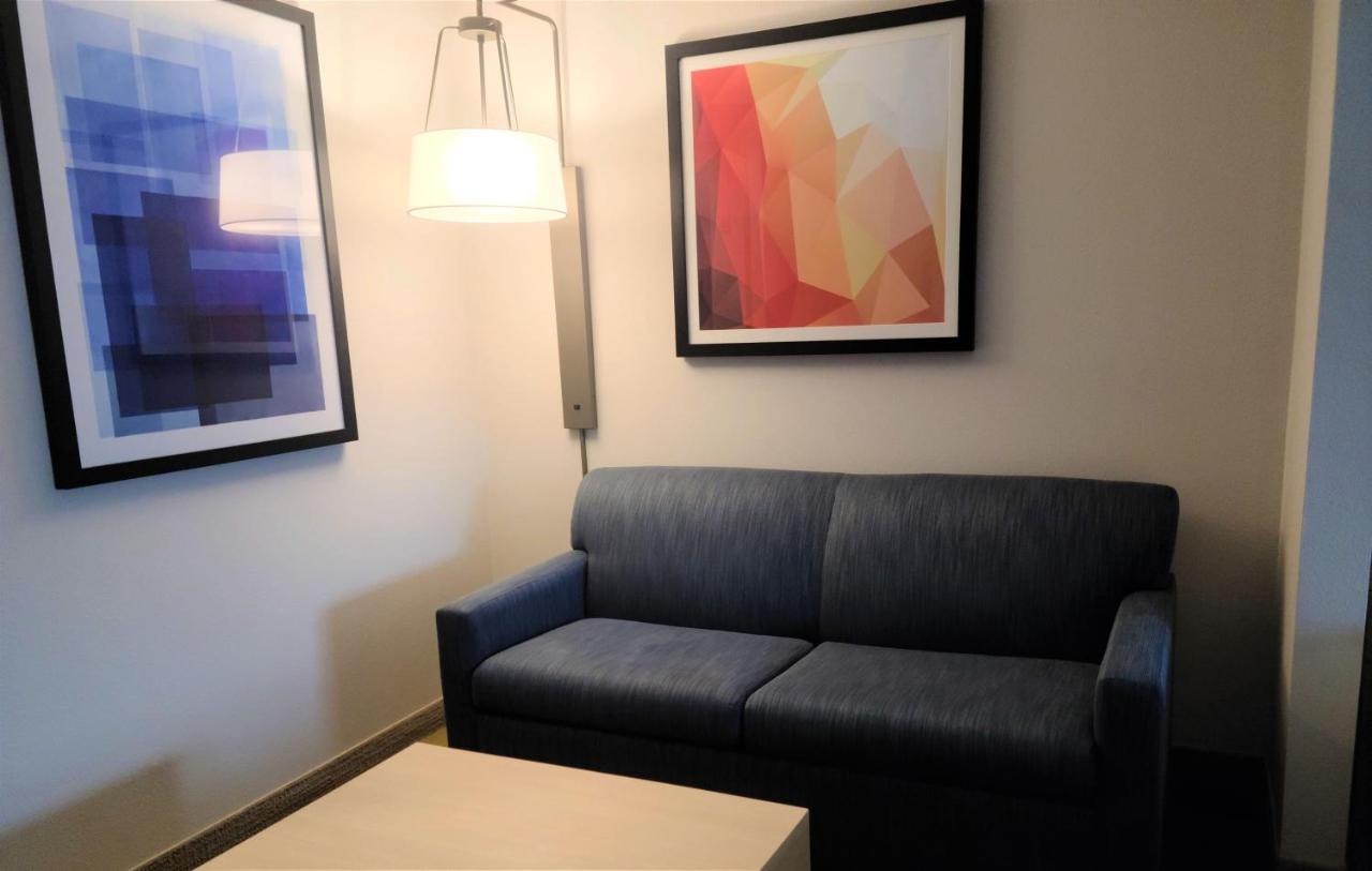 Studio Suite with Two Queen Beds at Holiday Inn Express Newton Falls, an IHG Hotel
