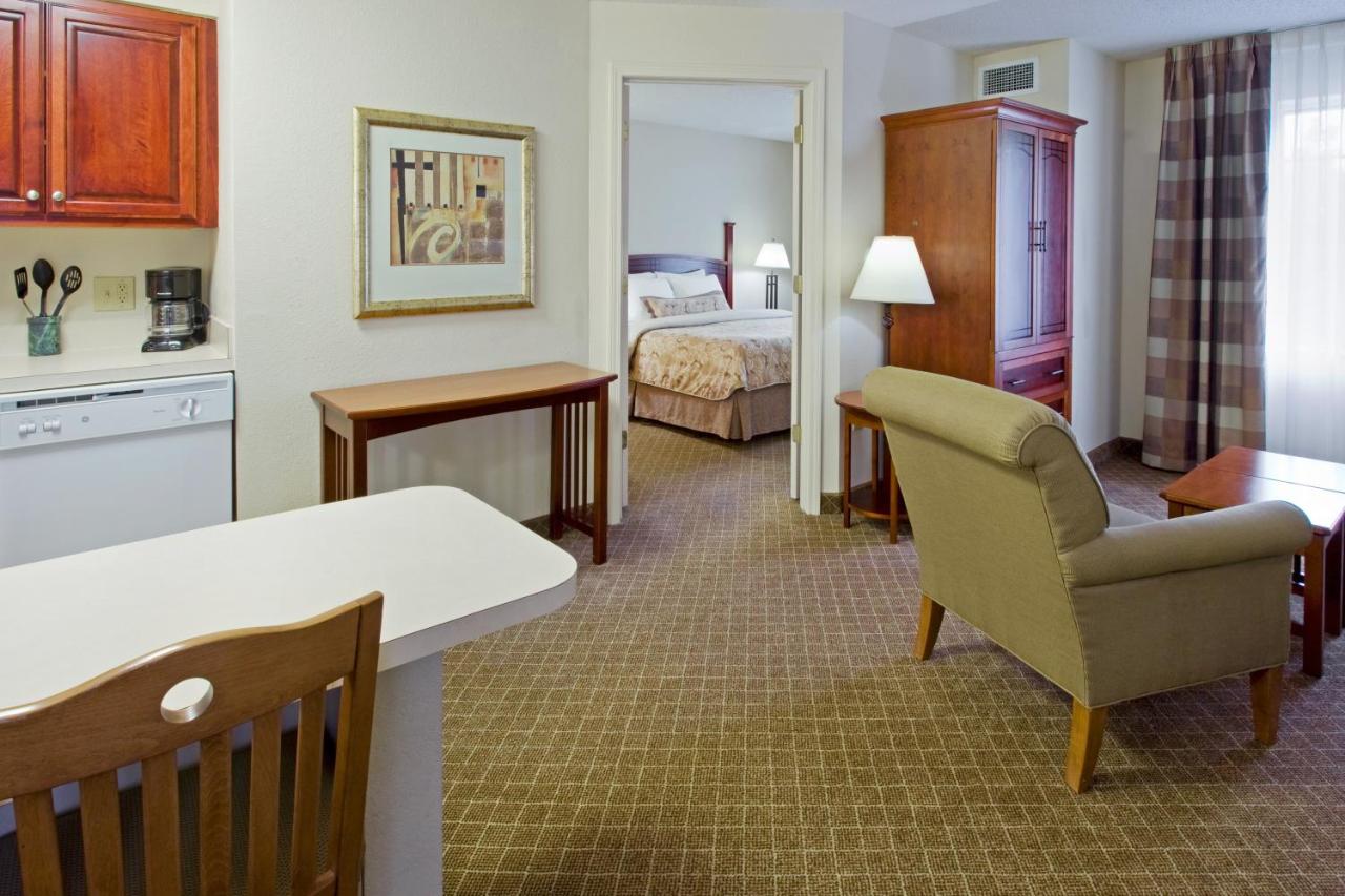 One-Bedroom King Suite at Staybridge Suites Cranbury by IHG