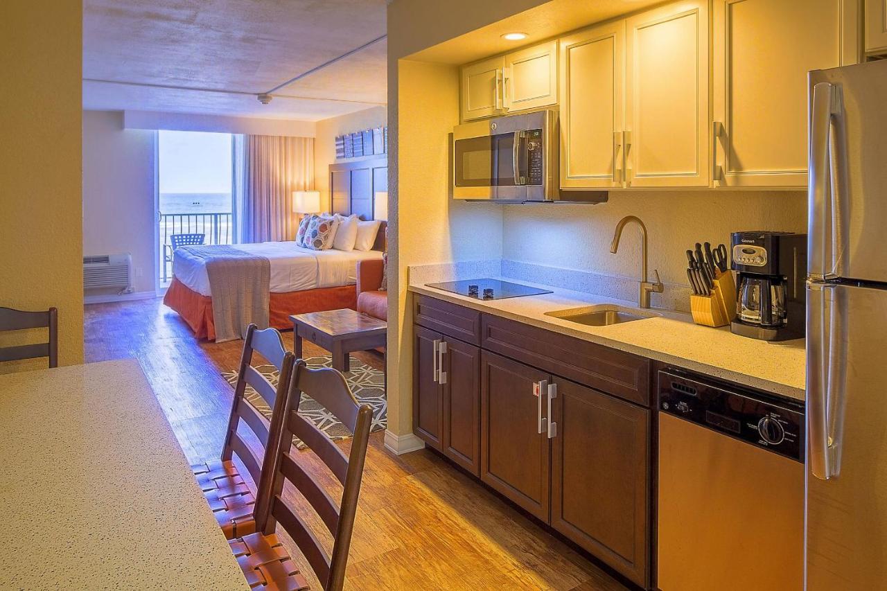Deluxe Studio at Bluegreen Vacations Casa Del Mar