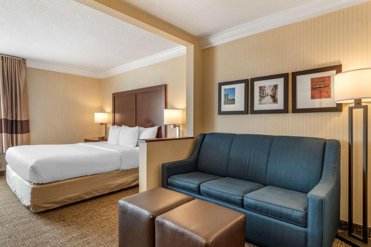 King Suite - Non-Smoking at Comfort Suites Downtown Carlisle