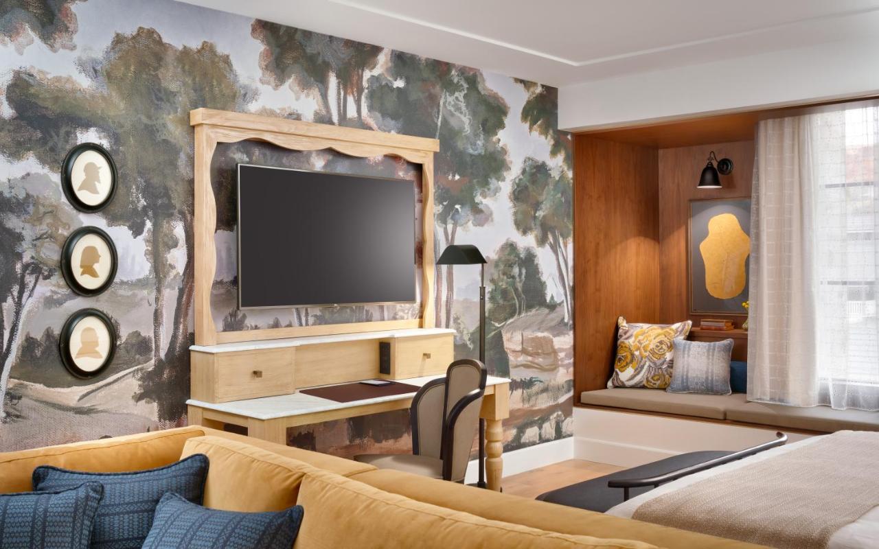 1 Bedroom Suite, 1 King, City view at The Advenire, Autograph Collection