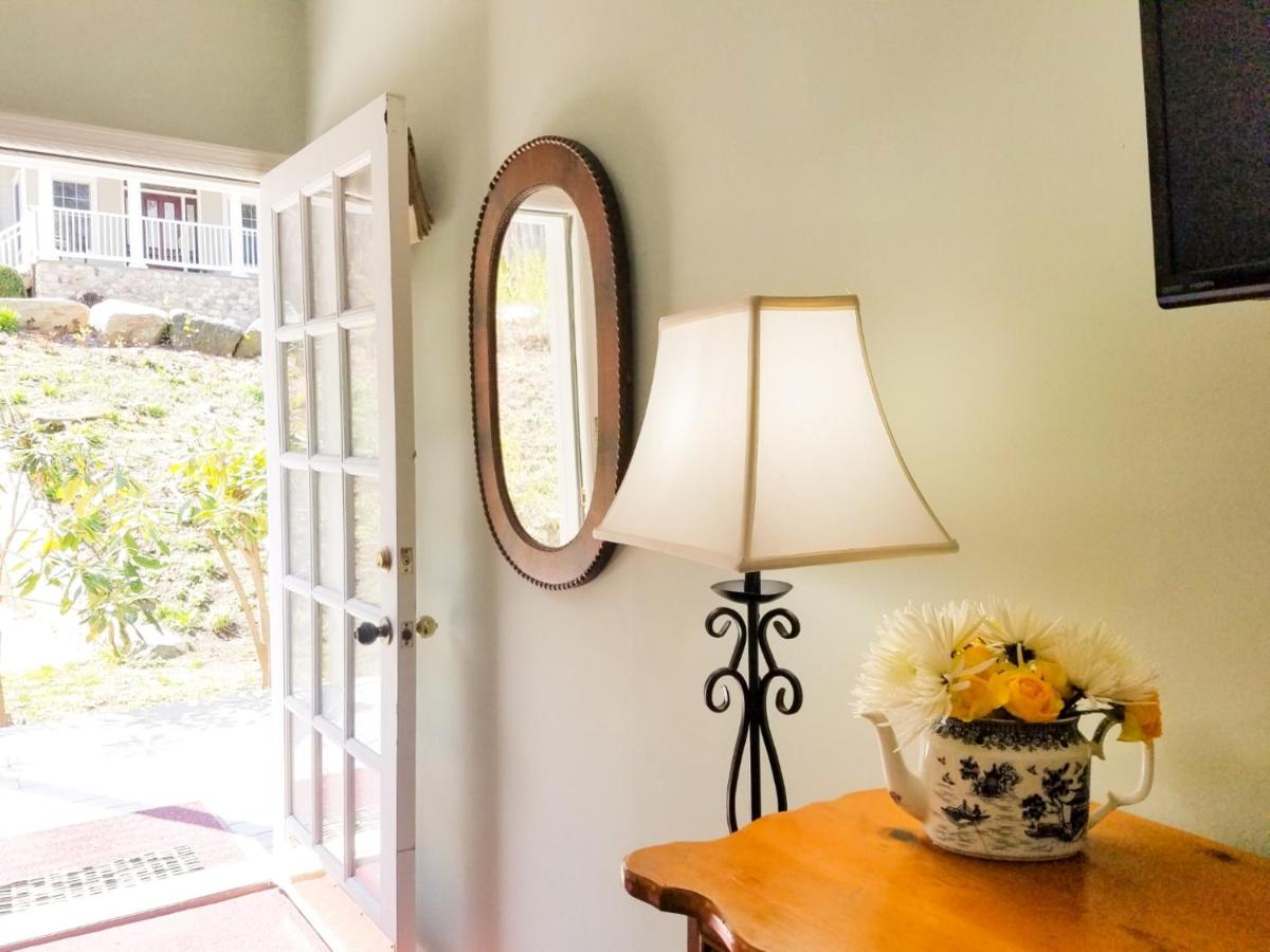 Standard Queen Room at Copper Beech Inn