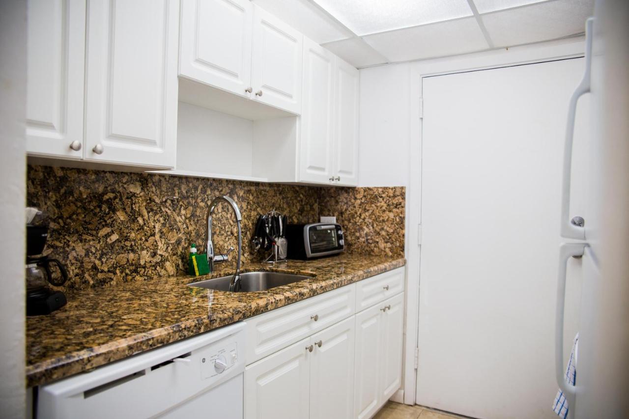 Two-Bedroom Suite at Coral Reef at Key Biscayne