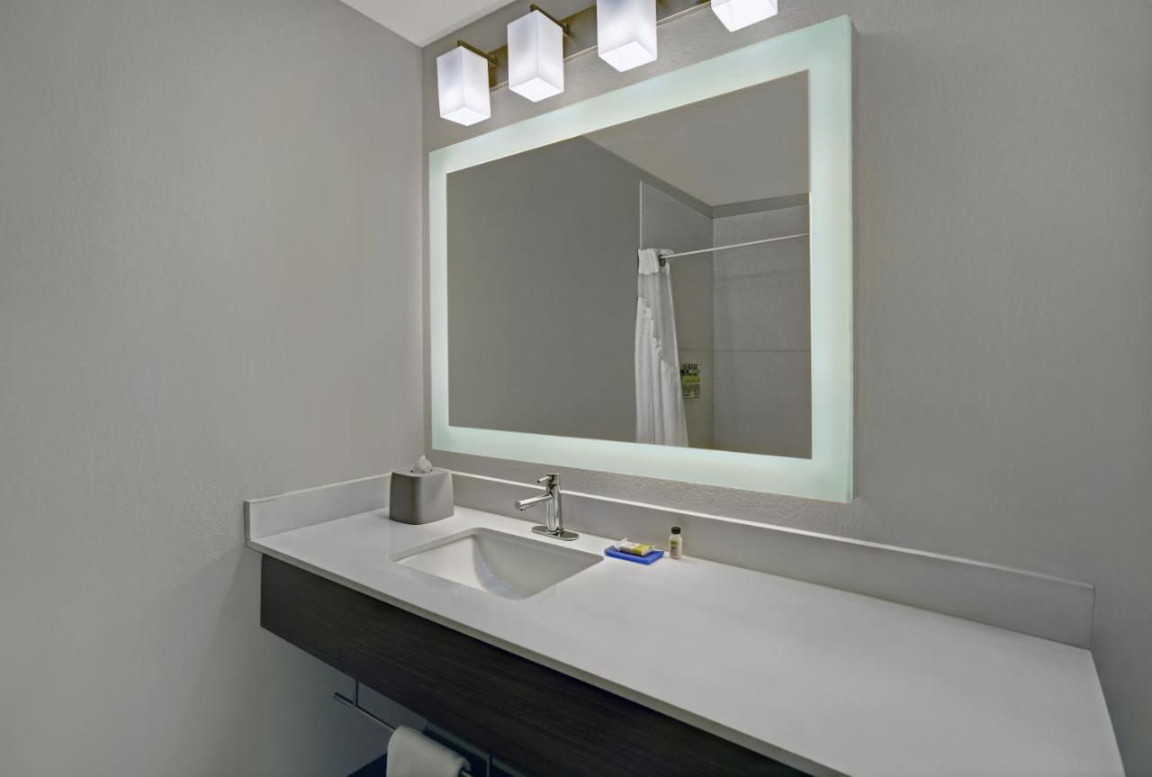 King Room - Non-Smoking at Holiday Inn Express Adrian by IHG
