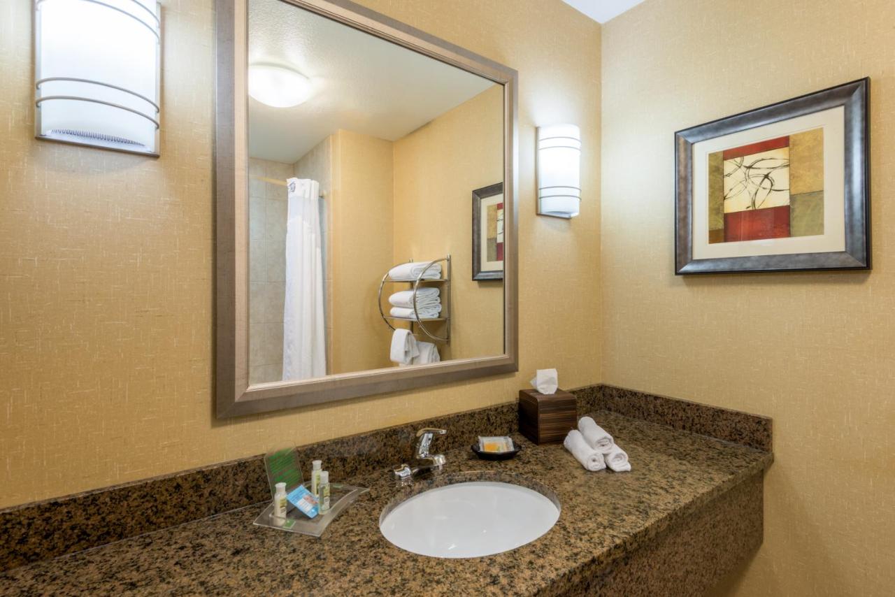 King Suite - Non-Smoking at Holiday Inn Casper East - Medical Center, an IHG Hotel