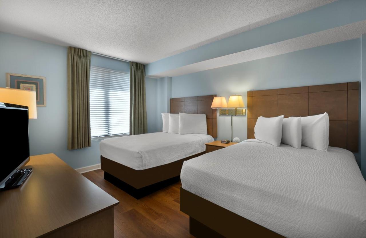 Two-Bedroom Suite with Ocean View at Beach Colony Resort