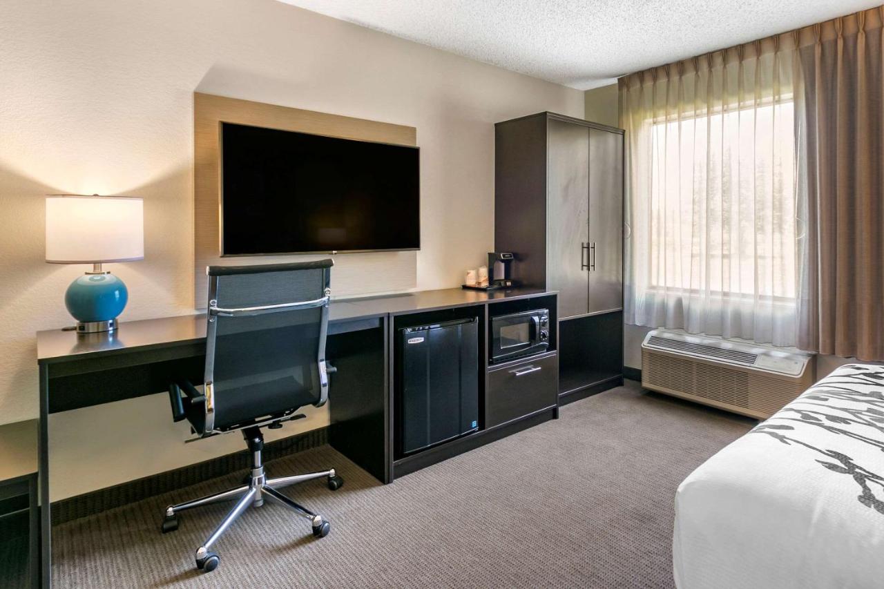 Queen Room - Accessible/Nonsmoking at Staybridge Suites Allentown West by IHG