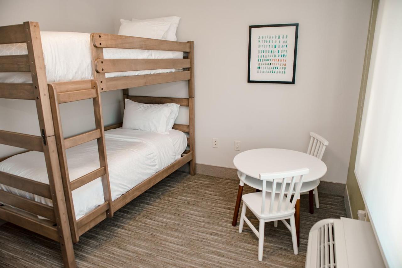 One-Bedroom Family Suite at Holiday Inn Express & Suites Winona by IHG