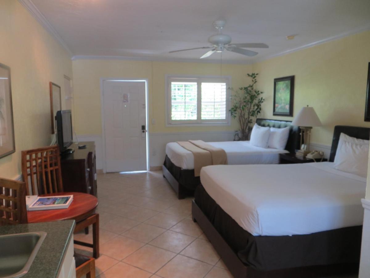 | Lemon Tree Inn