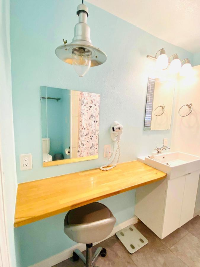 Superior Apartment at Sun Deck Inn and Suites