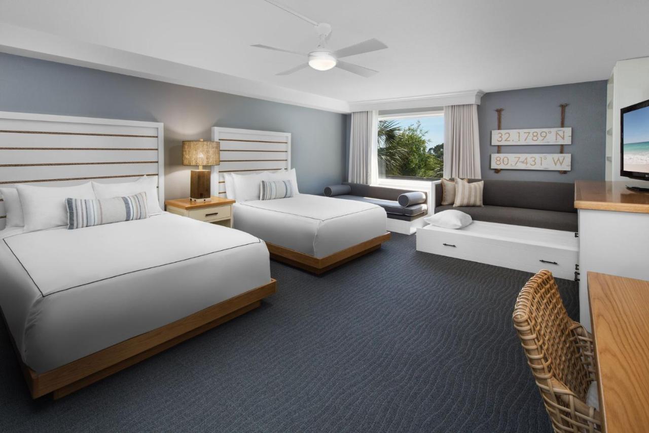 Queen Jr. Suite at Beach House Resort Hilton Head
