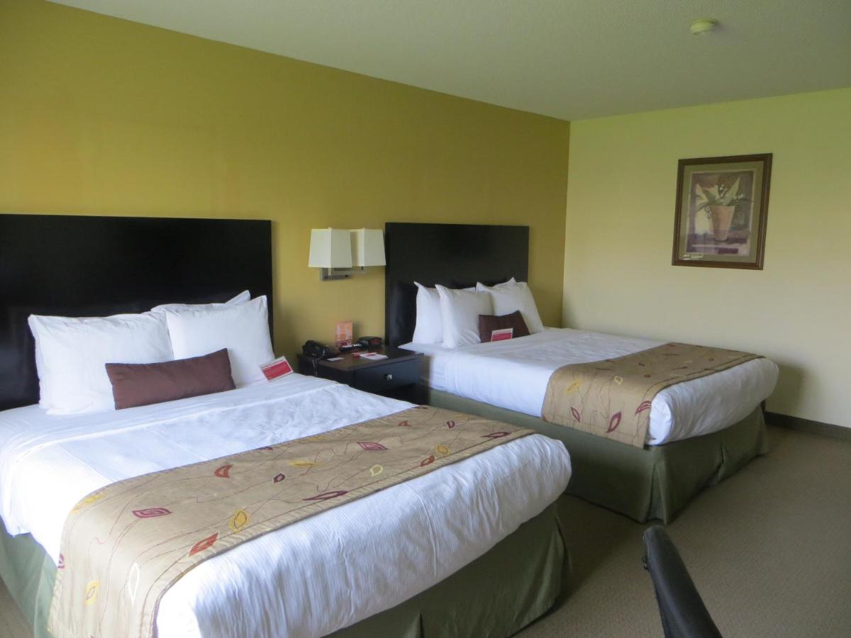 Queen Room with Two Queen Beds - Non-Smoking at Ramada by Wyndham Wisconsin Dells