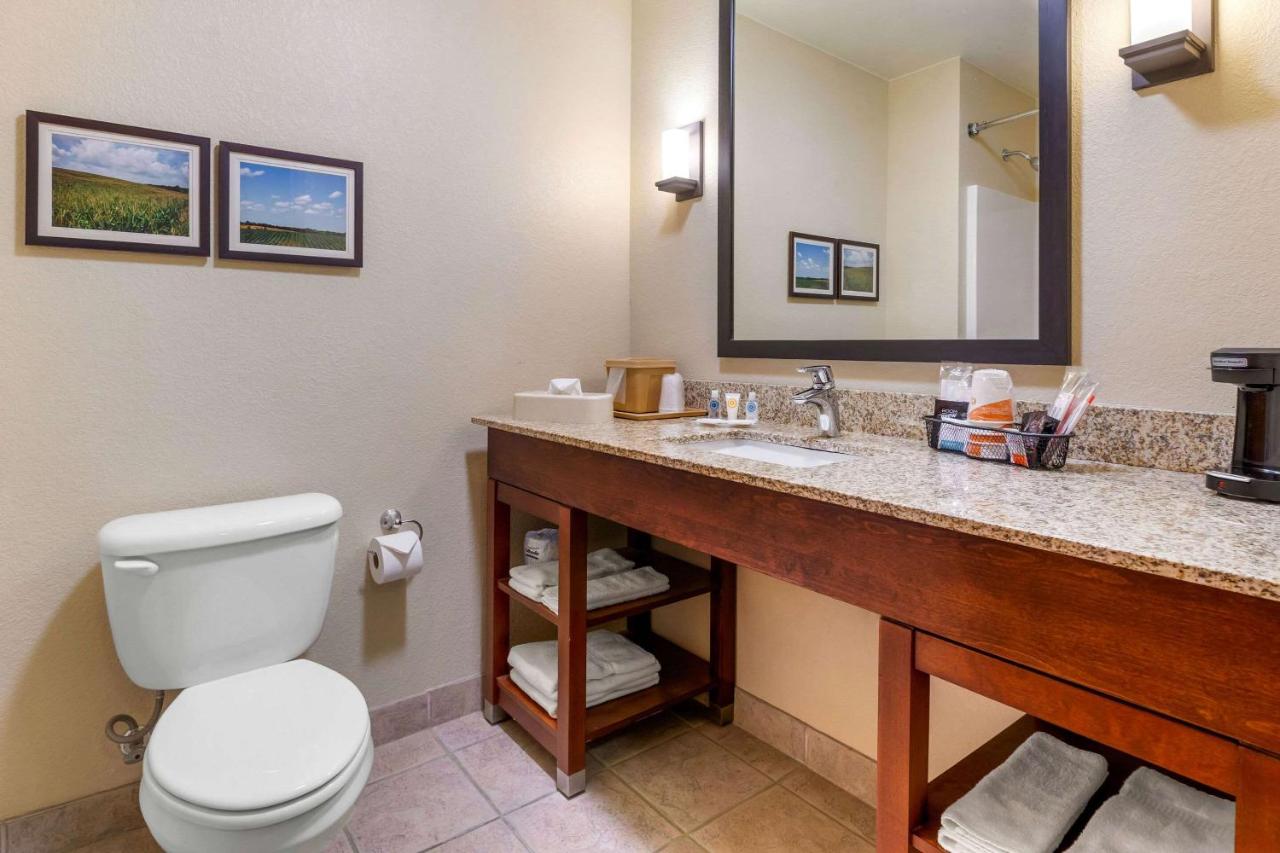 Upgrade Queen Room with Two Queen Beds - Non-Smoking/First Floor at Comfort Suites Burlington