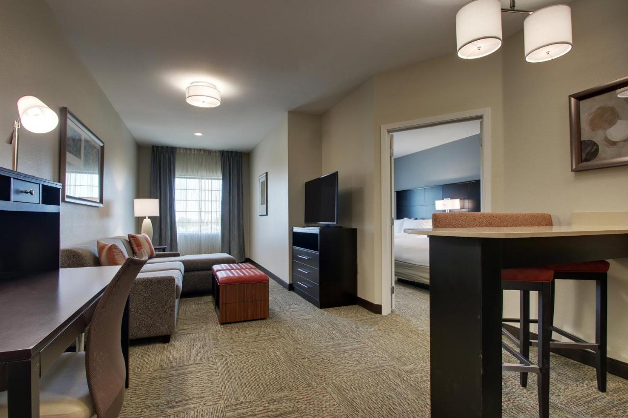 One-Bedroom Queen Suite - Hearing Accessible - Non-Smoking at Staybridge Suites Plano - The Colony, an IHG Hotel
