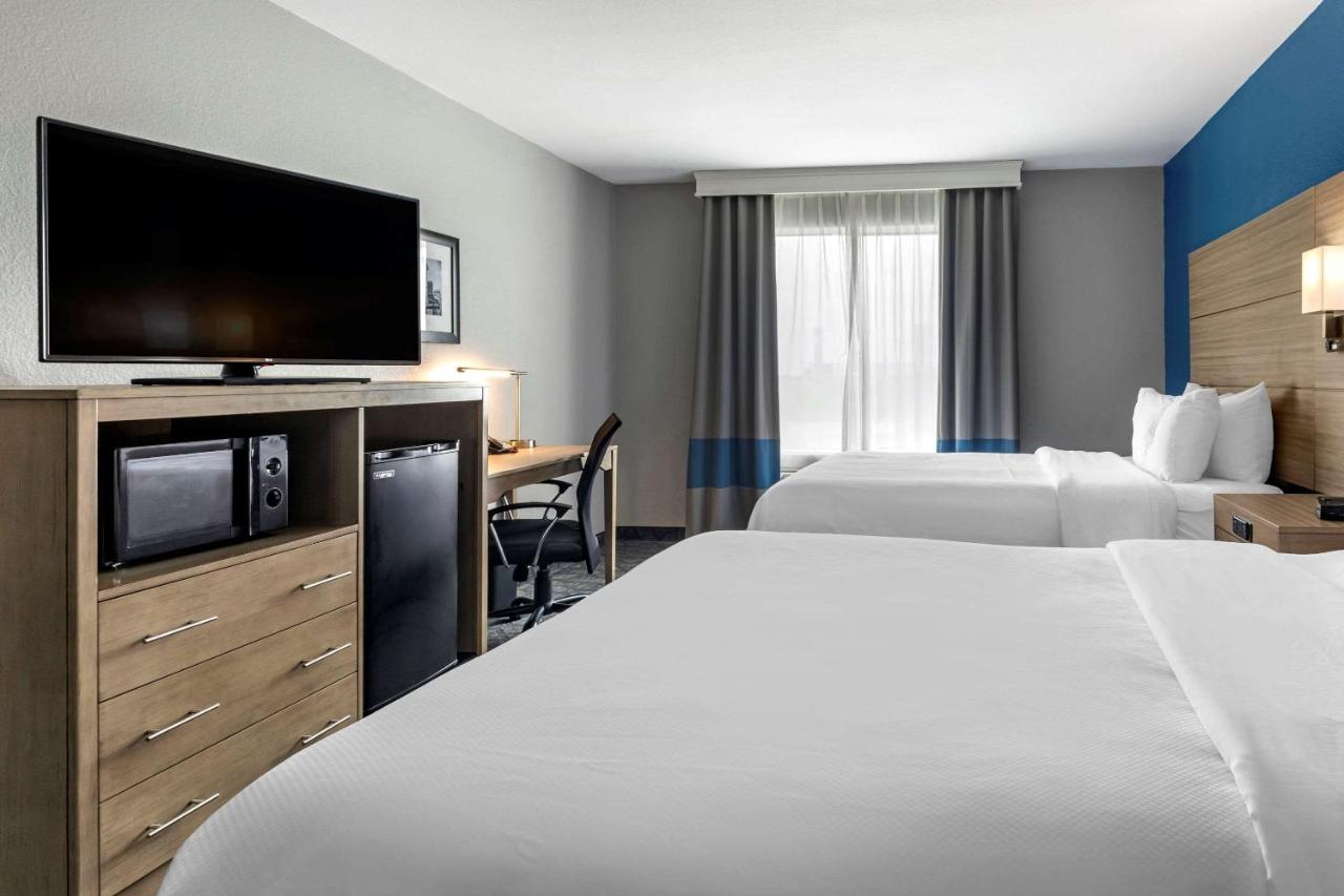 Queen Room with Two Queen Beds - Accessible/Non-Smoking at Comfort Inn & Suites Mansfield
