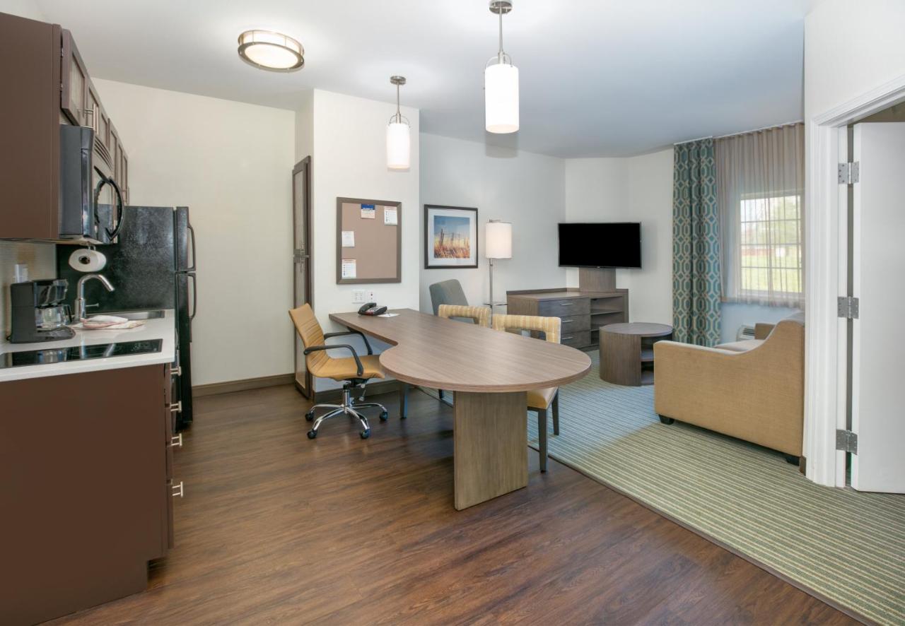 One-Bedroom Queen Suite - Non-Smoking at Candlewood Suites DFW South by IHG