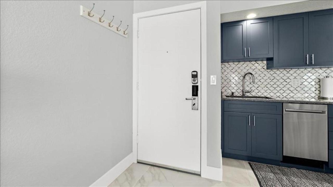 One-Bedroom Apartment at Coconut Palms Beach Resort II, an Ascend Collection Hotel