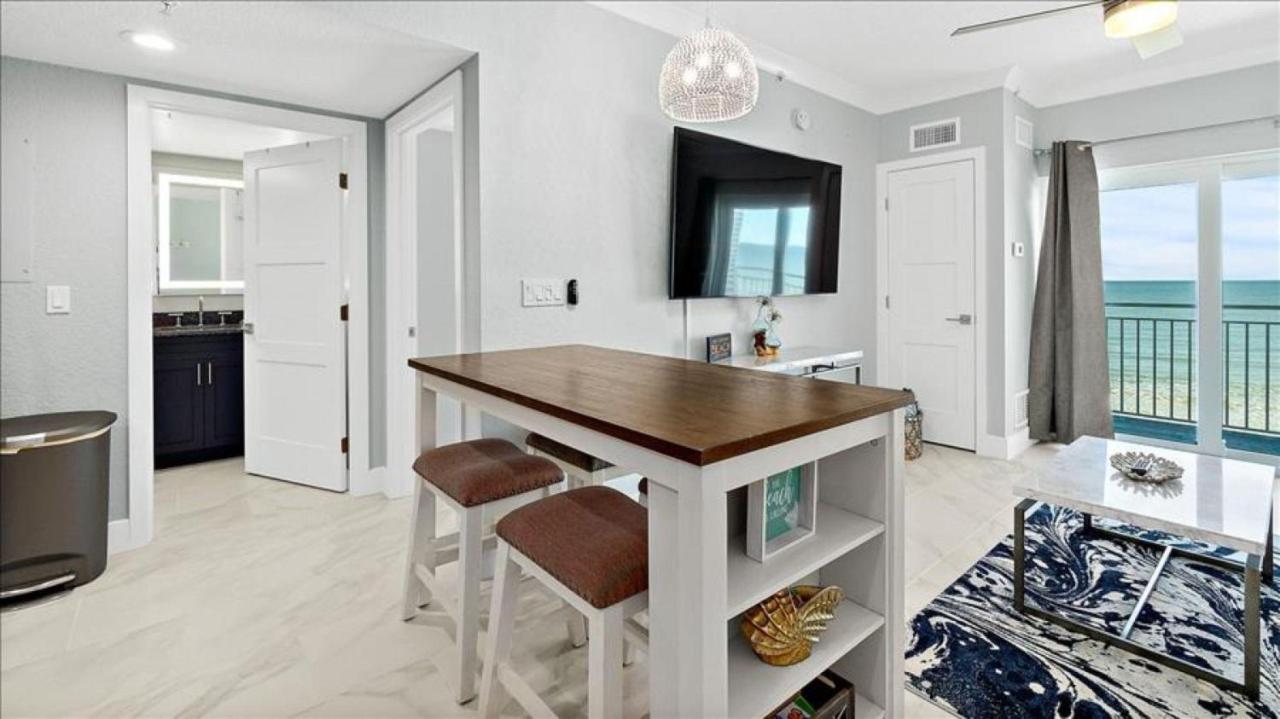 One-Bedroom Apartment at Coconut Palms Beach Resort II, an Ascend Collection Hotel