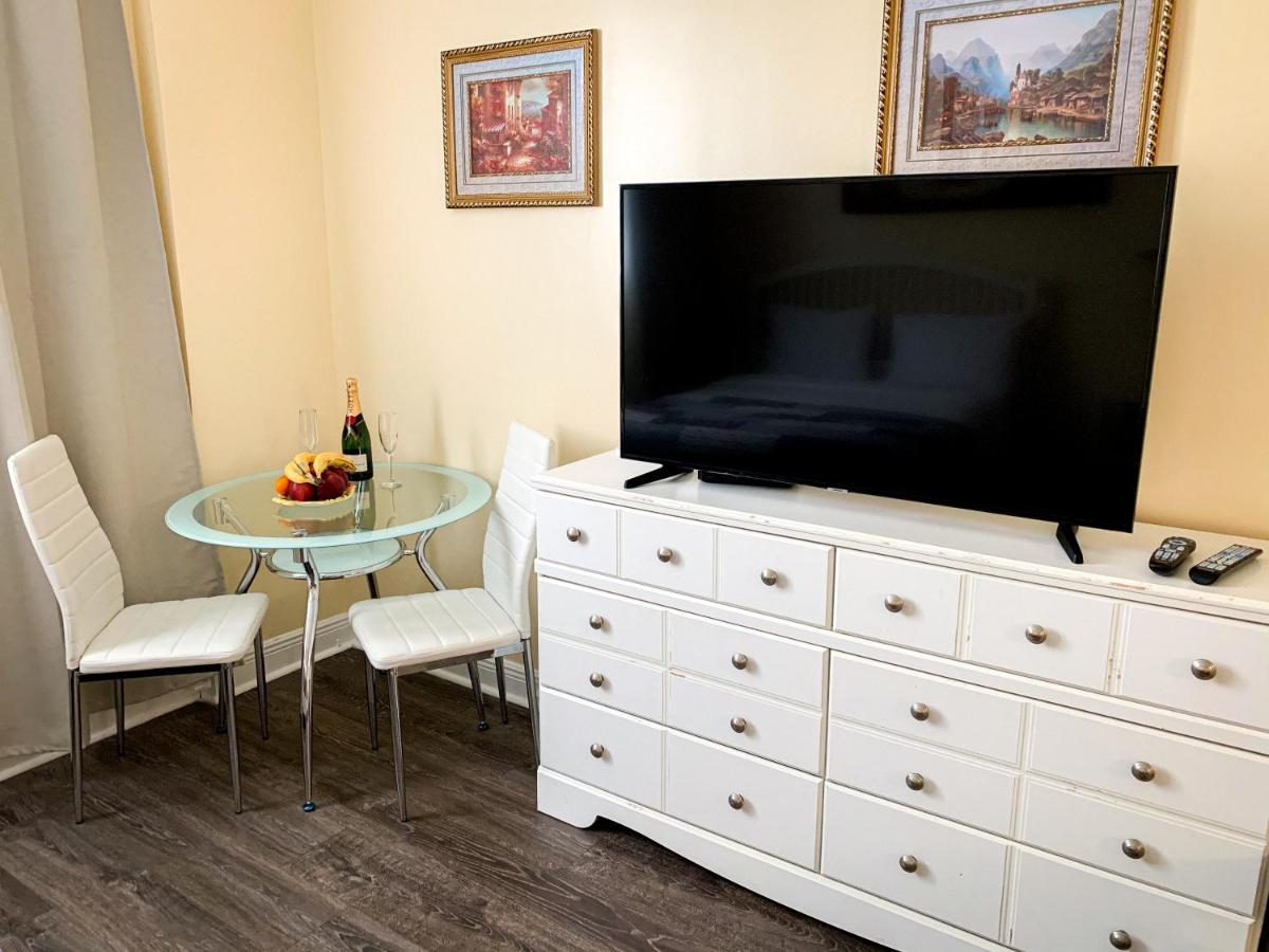 Deluxe King Studio at Collins Avenue Apartment