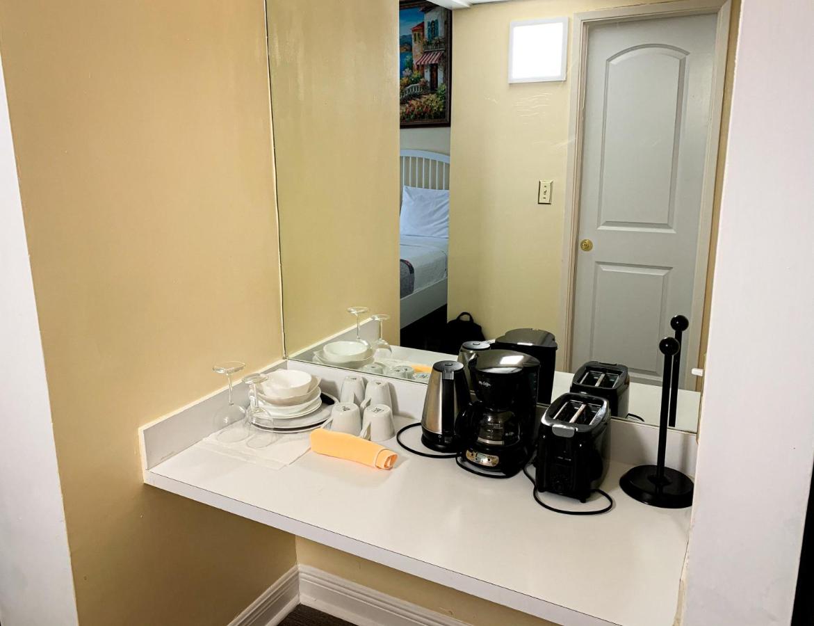 Deluxe King Studio at Collins Avenue Apartment