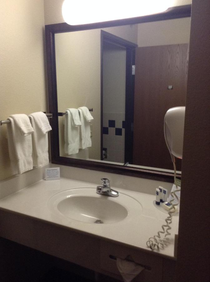 King Room - Mobility Access/Non-Smoking at AmericInn by Wyndham Republic