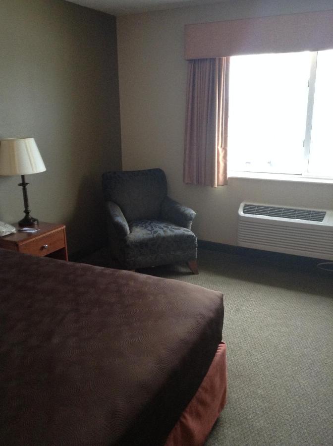 King Room - Mobility Access/Non-Smoking at AmericInn by Wyndham Republic