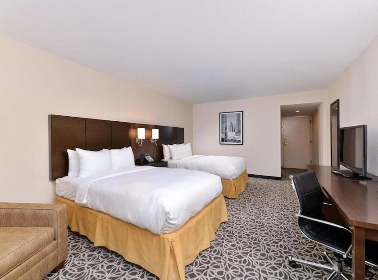 Double Room with Two Double Beds and Balcony - Non smoking at Radisson Hotel Atlanta Marietta