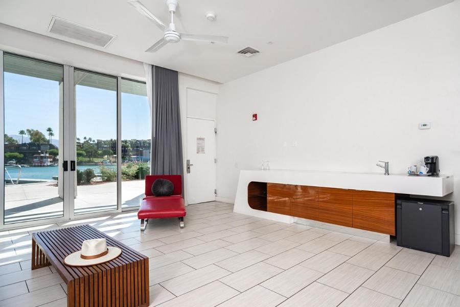 Luxury Suite at Heat Hotel