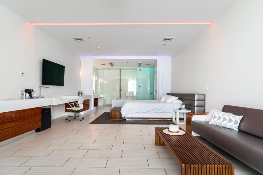Luxury Suite at Heat Hotel